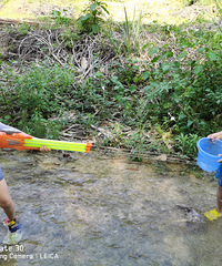 �����ܱ�С�ӹ�����ˣˮ