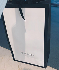 买一个蓝色的Gucci过夏天,实物太美啦!