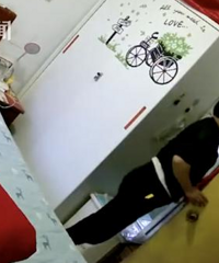 家中频频失窃,屋主看监控惊呆了