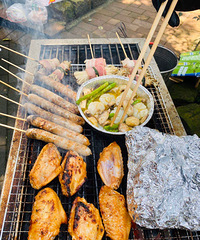 就在主城的森林豪华BBQ,还吃到正宗花椒鸡,风大凉快超舒服