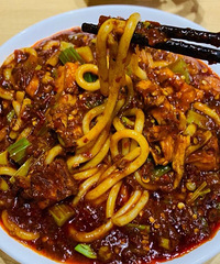打卡迪丽热巴同款新疆炒米粉,没想到如此上头