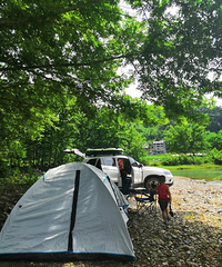 带娃耍水好地方,还能皮划艇和露营,水凉清澈,巴适得板