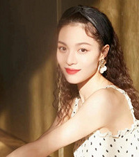 看完这些从小美到大的女神,你可能会种草这个单品