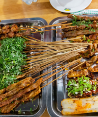 非主流的乐山美食,第一次吃到烤鱼片,确实惊艳,还有这些也不错