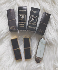 ���۶���һʱˬ��TF�ں�200Ԫ���֣��������ڶ���û�ù�