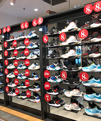 新世纪南坪商都即将关店!女鞋低至50元,服饰类低至1折啦!