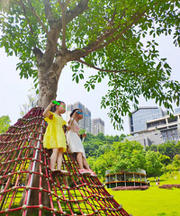 夏天就是要给娃买裙子,衣柜都变成彩虹色了