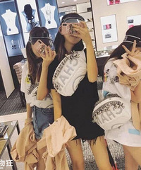 王菲女儿李嫣和她的小姐妹,会不会是未来的国产名媛姐妹花