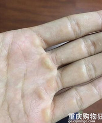 地摊不是说摆就能摆,他花了一年时间,才把烧烤摊成功开起来