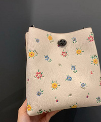 Coach�����������С��ˮͰ��Ҳ̫�ÿ��ˣ�