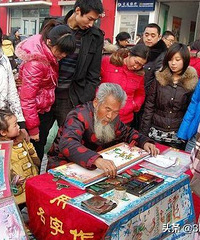 摆摊吧,设计师们!十年打工一场空,摆摊三年变富翁