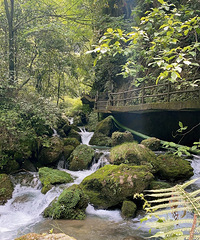 南川神龙峡漂流已经开了,现在还有点凉