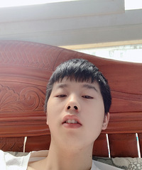 90���и�7��Ů���ĵ��װְ����飬�ǲ�Ʒ����ʦ