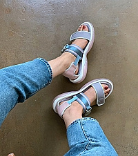 �������ʵ��˶���Ь�ż�6���ˣ������ͷ������������д����ѡ