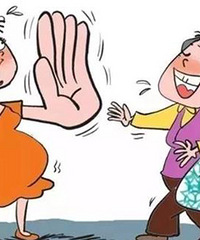 找月嫂不要找亲戚!10000请个“菩萨”,不洗衣服不做月子餐