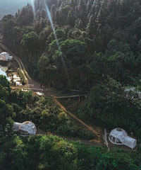 周末打卡种草已久的泡泡屋,吃烧烤看夜景,太舒服了