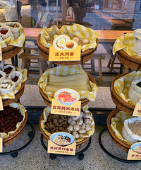 ��һ��ȥ�������ͷ����ݣ������ɾ����Ͻ���