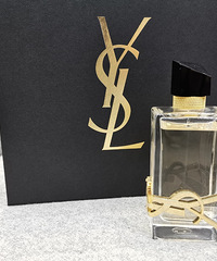 �¹���������죡�������ѧ��ױ����100Ԫ��ױȯӴ