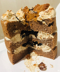 这个咖啡味的蛋糕里面还有QQ的珍珠,好看又好吃价格还便宜