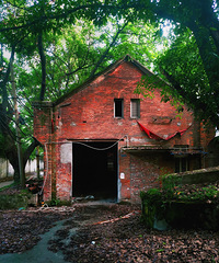 ��һ���������Ĵ���С�ڴ򿨵أ����ž�ͷ��Ѱ��������ļ���