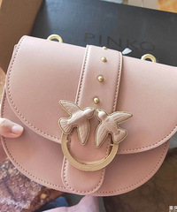 �°�����~Pinko ��ɫ������