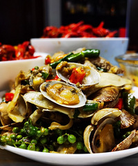 ��ĩ����һ��С��Ϻ��ͣ�Լ��������ѺȾ�����ò����