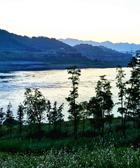 ��С�Ƴ������조�Ѷ������ͻ�ˣˮ�����䣬�������