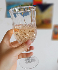花几十块买到了某书上很火的萄乐果酒,没想到不仅颜值高还好喝