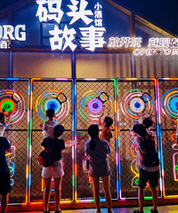 北碚江边居然新开了夜市,在这里有吃有耍环境也不错