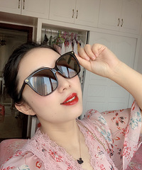 29��������۹������������飬�������к��٤