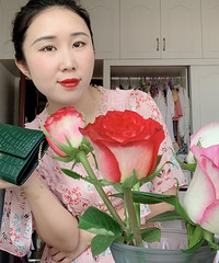 29��������۹������������飬�������к��٤