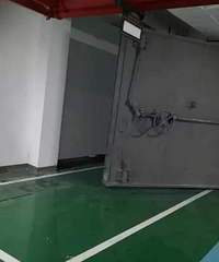 ��25����ĳ�λ��Ȼ�м������ţ��⳵λ��������