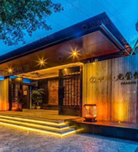 200来万下叉龙玺台,近大渡口区位差,还是想挣点钱买寰宇天下