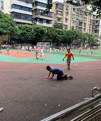小学入学资料已审,没想到当天连校服都买了!标准款一套700元