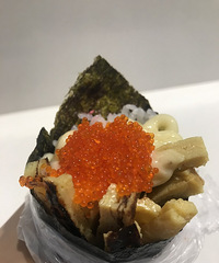 终于又找到一家料足味道好的手卷,店面清爽价格实惠
