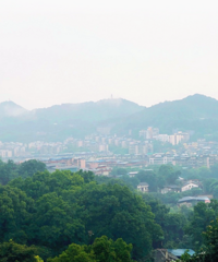 在南山寻到一个僻静的地方,住可以看星星的民宿,享受宁静