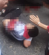 小孩踩滑板车上路又出事了,车祸现场看起好造孽哟