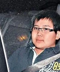 赌王何鸿燊神秘十七子何猷邦曝光!因为身体原因一直被家族隐藏