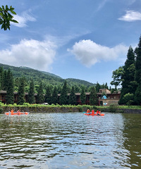 武陵山耍蛛网、划船、还可以露营