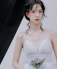 别拦我!我想把这些婚纱全都试一遍,这么好看的婚纱我不想错过