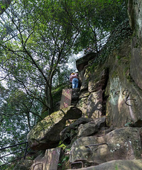 һ����ɽ��������4��ɽͷ��������ɽ���Ҷ��������ҵ���