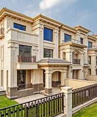 老人公喊我卖房搬去住别墅,我没同意,朋友说我身在福中不知福