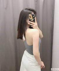 优衣库这件可纯可欲的吊带背心打折啦,姐妹们冲鸭