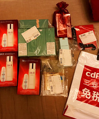 没人能逃过三亚免税店诱惑,远程指挥老公买买买