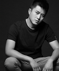 成熟稳重的哥子征婚,有3家公司