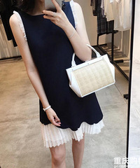 有三万块的预算,是买包还是买衣服?