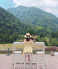 四面山居然这么好耍,水上公路耍水,小火车里唱K,住山景民宿