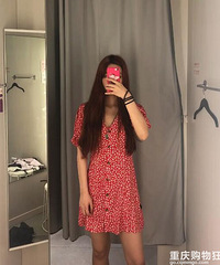 这条裙子买吗?打折后100块钱