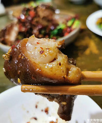 �򿨾�����������𱬵Ĳ�Ӭ���ӣ��ϰ��ﳬ������