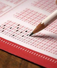 ����˺���⿨Ů��ͬѧ������������"����Ц"���뱻˺һ��ϵͬѧ